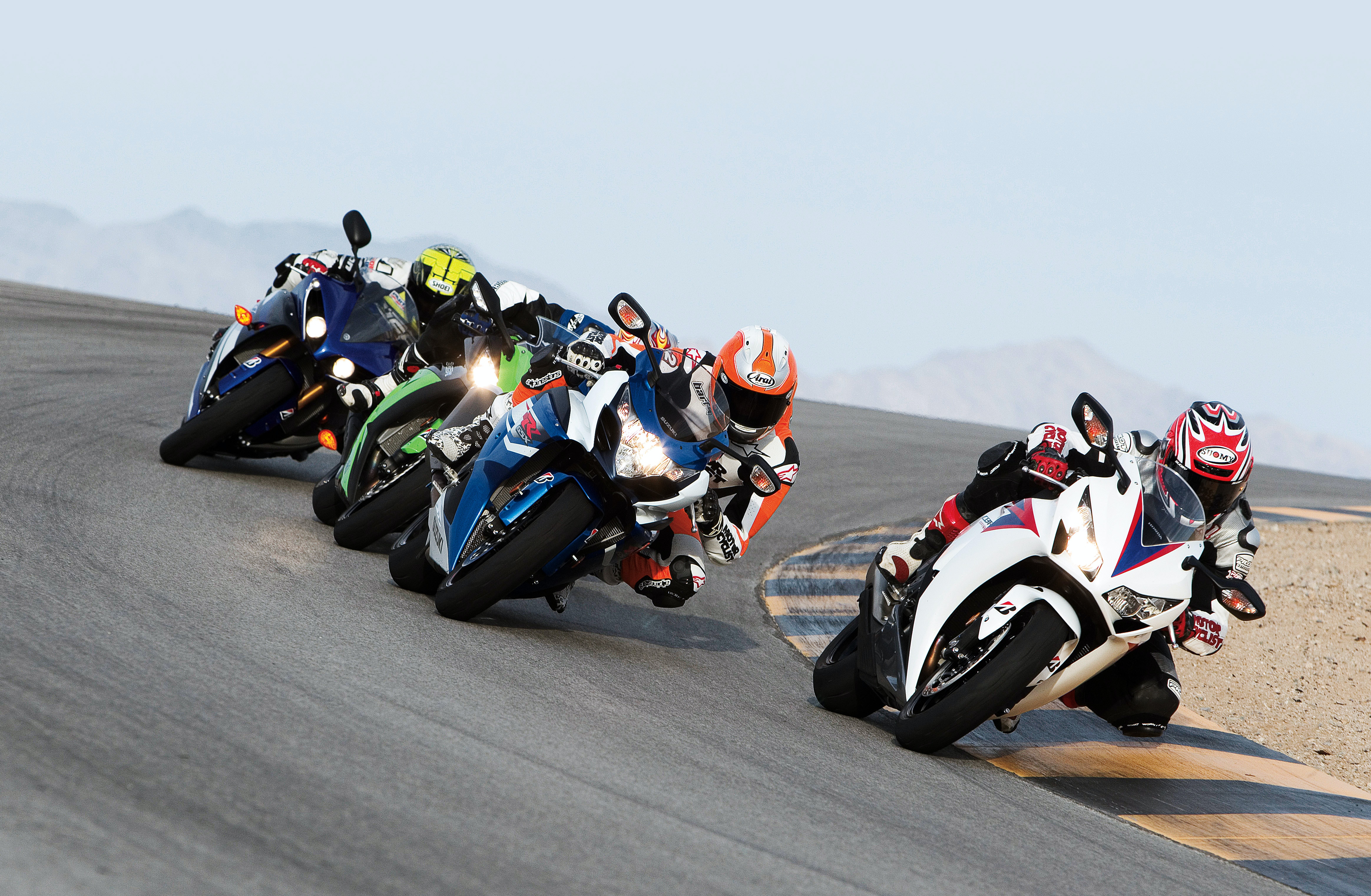 motorcycles racing